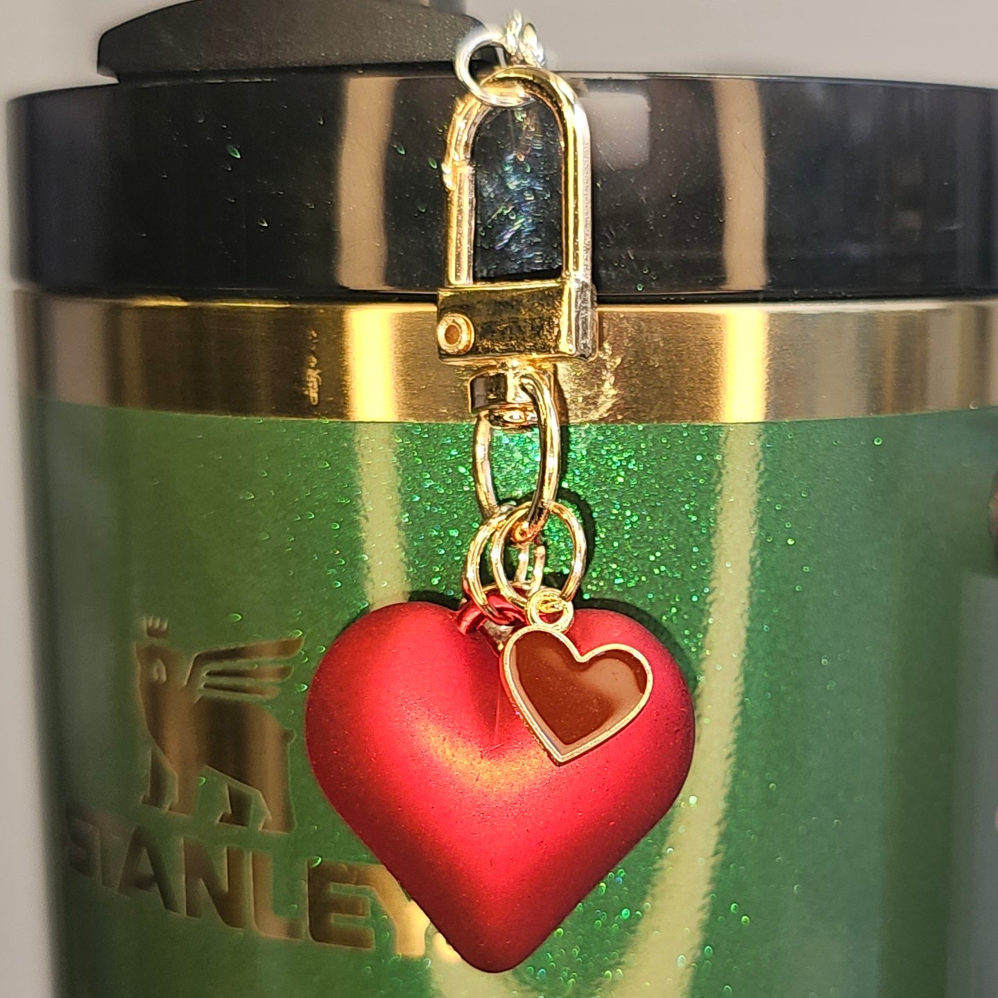 Red Hearts with gold swivel lobster clasp charm pendant. Use as a tumbler straw charm.