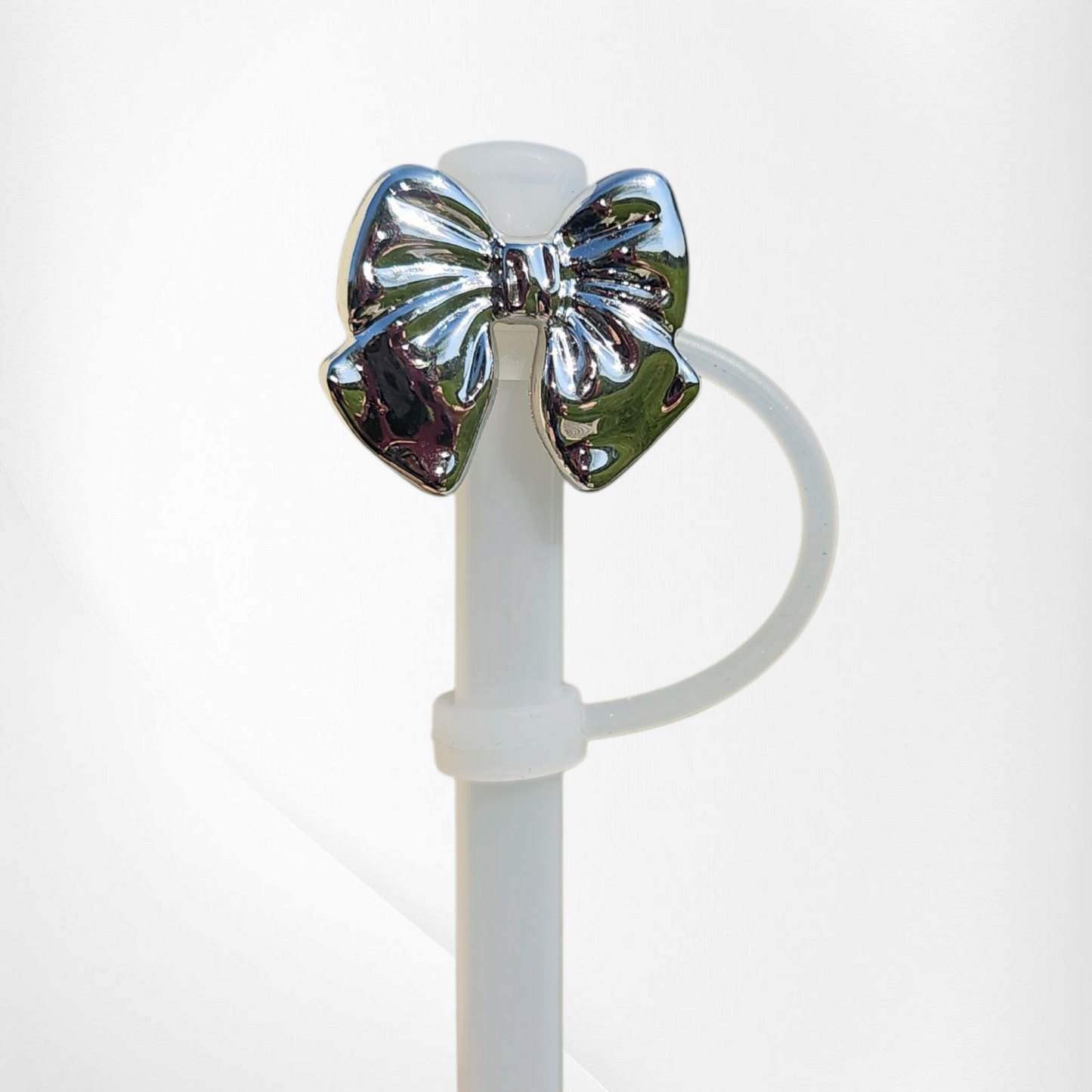 Silver Ribbon Bow Silicone Straw Topper  - Straw Cover