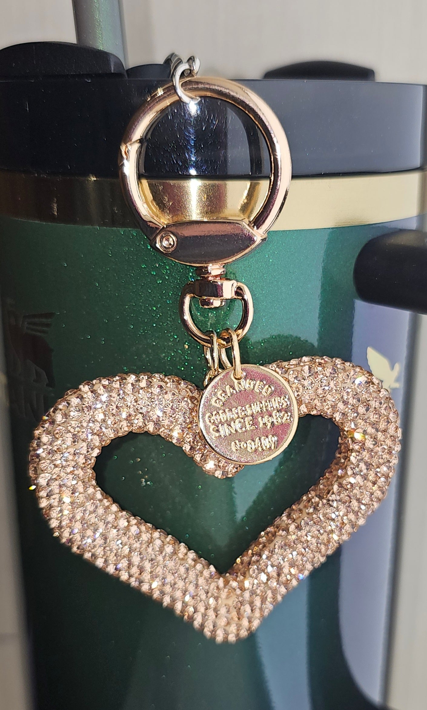 Gold Glitter Heart Charm. Use to decorate tumbler straw, purse, bag, keychain, or backpack.