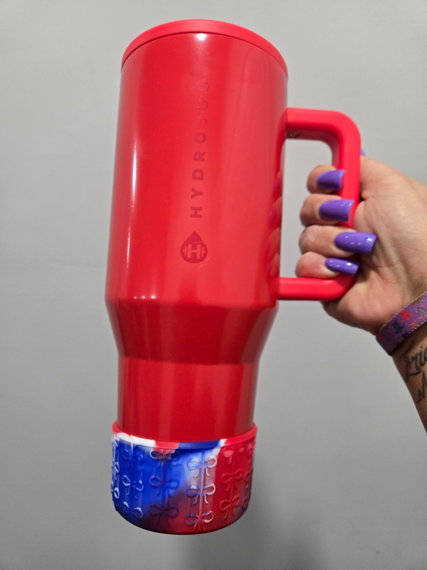 Bows Silicone Tumbler Boot - Red & Blue