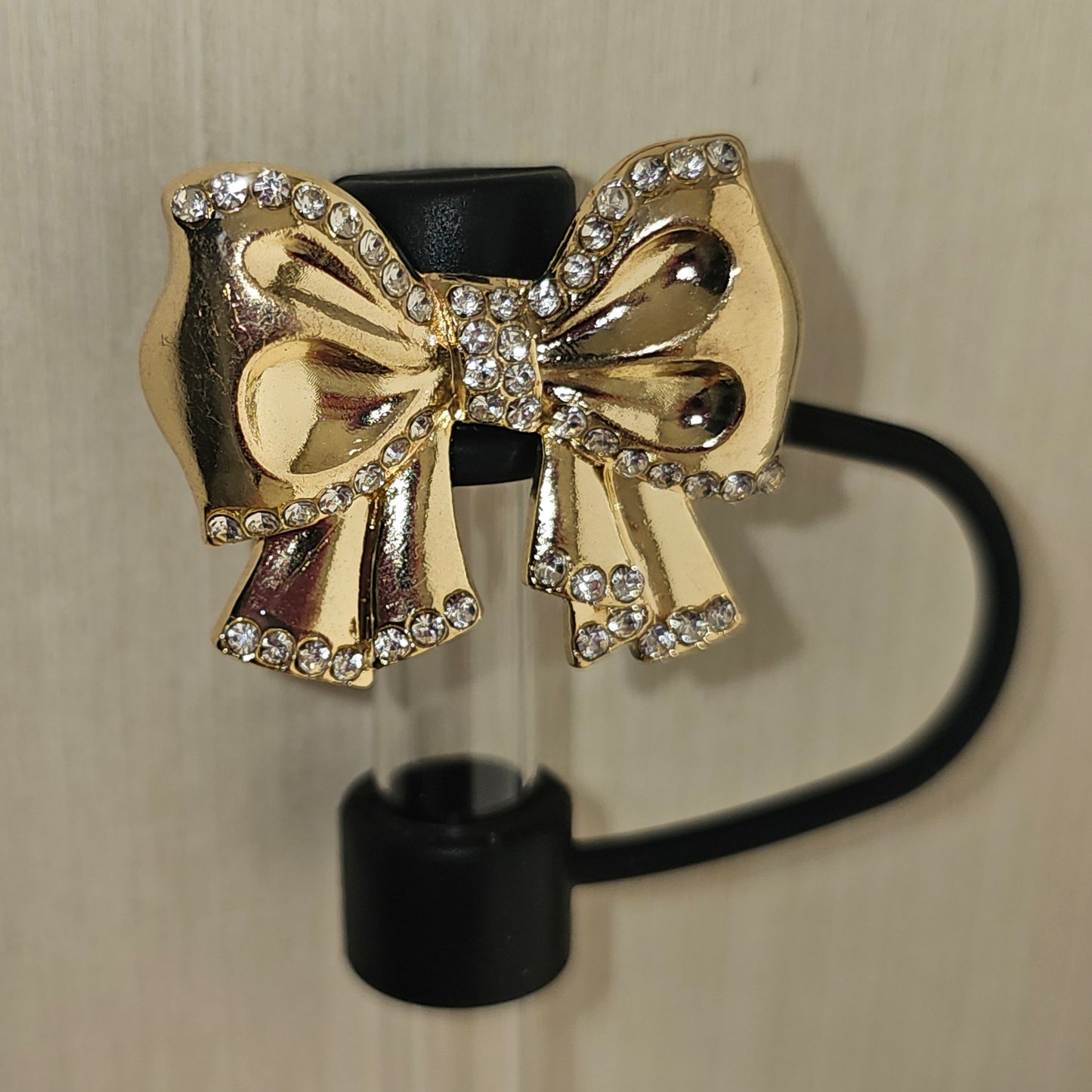 Luxury Gold Ribbon Bow with Diamonds Silicone Straw Topper - Straw Cover 