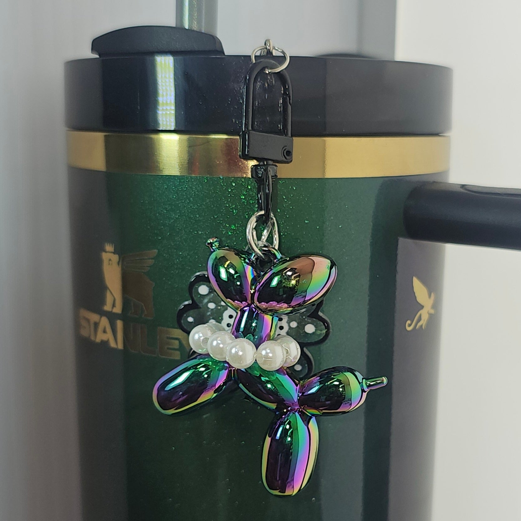 Iridescent Pearlescent Black Chroma Balloon Dog w/ Flower Charm For Stanley Tumbler Straw Charm 