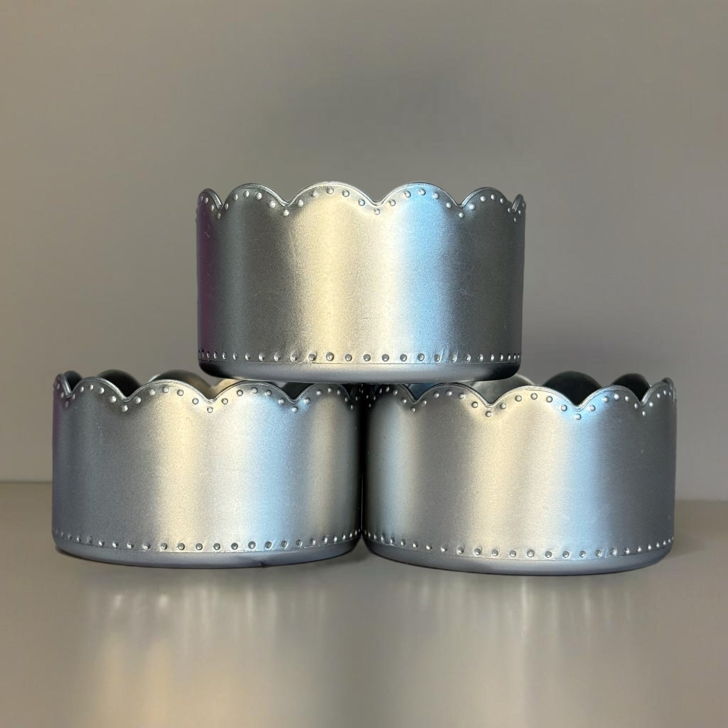 Silver Metallic Scallop Tumbler Boot -fits 20-40oz