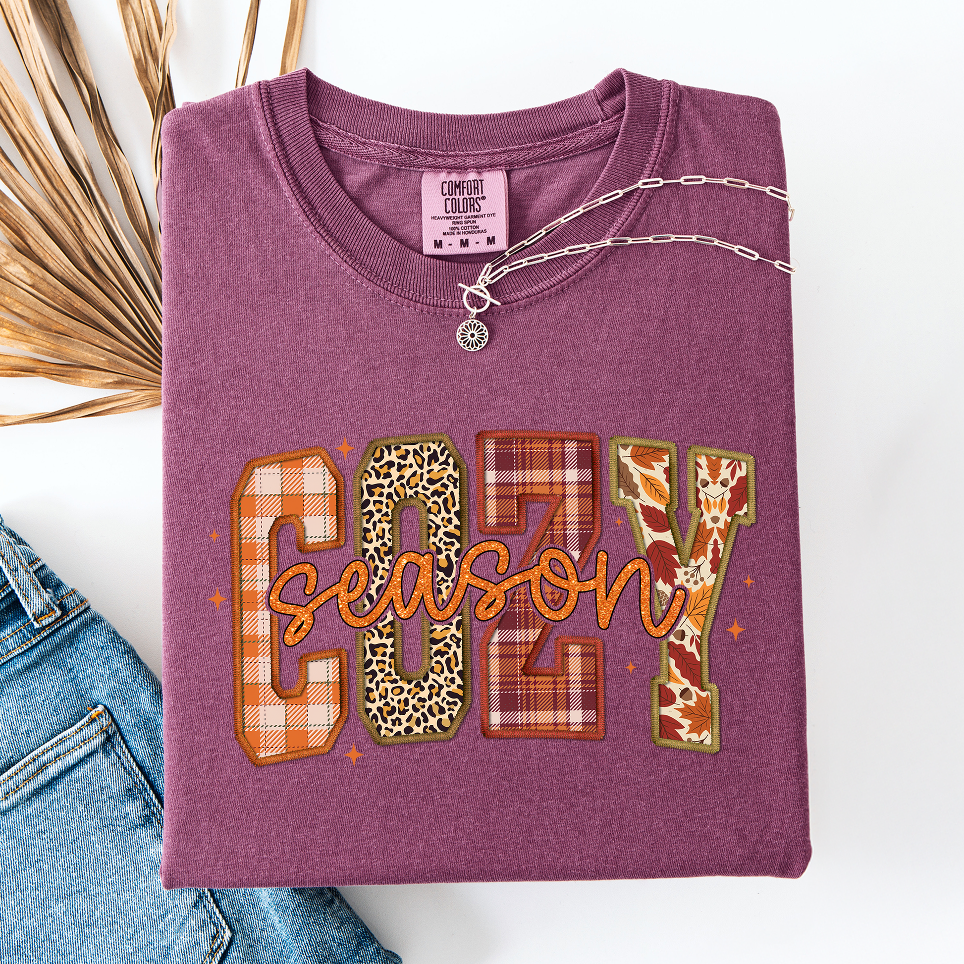 Berry pink Cozy Season, Patterns, Fall Vibes, Retro Varsity, Autumn, Pumpkin, Comfort Colors T-Shirt