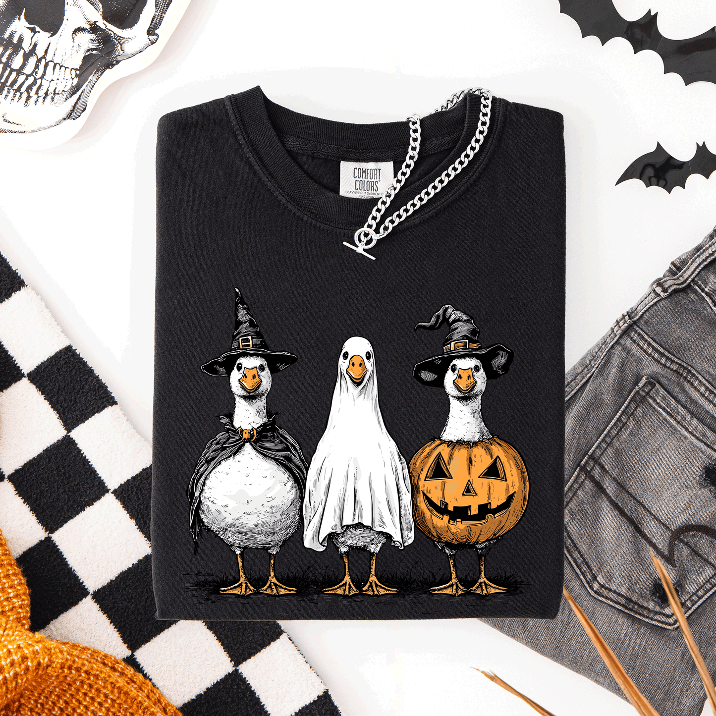 Black Cute Halloween Geese, Funny, Cute, Comfort Colors T-Shirt