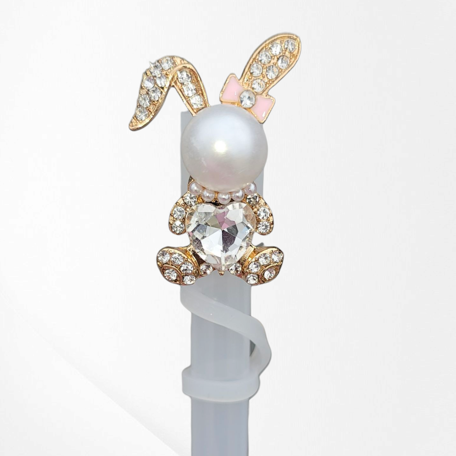 Luxury Pearl Diamond Easter Bunny Silicone Straw Topper  - White & Gold by Southern Creative Glamour 
Fits 10mm and Stanley Straws. 