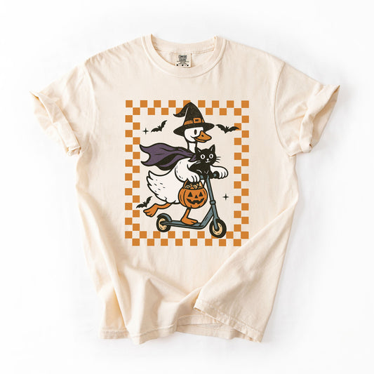Cream Funny Halloween Goose, Black Cat, Witch, Checkered, Comfort Colors T-Shirt