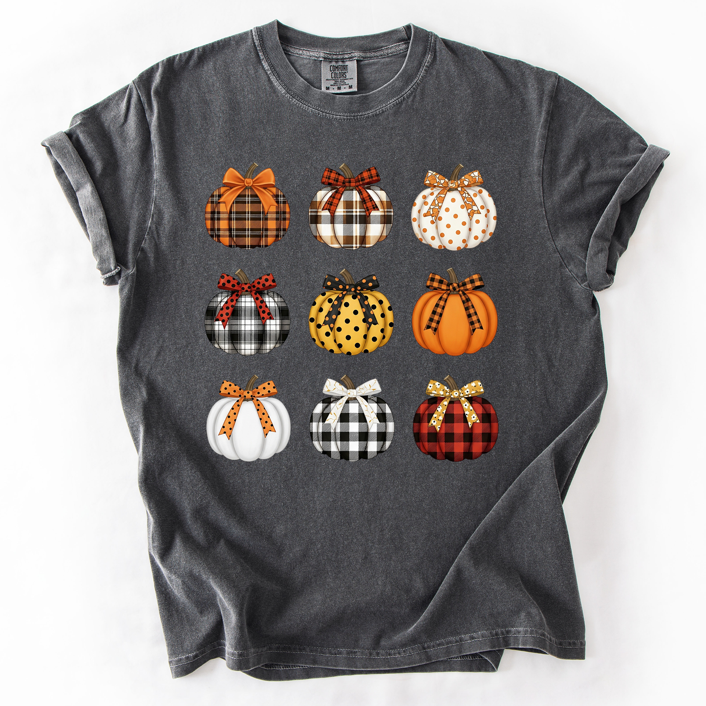 Charcoal gray Patterned Pumpkins, Classic, Halloween, Fall, Autumn, Comfort Colors T-Shirt