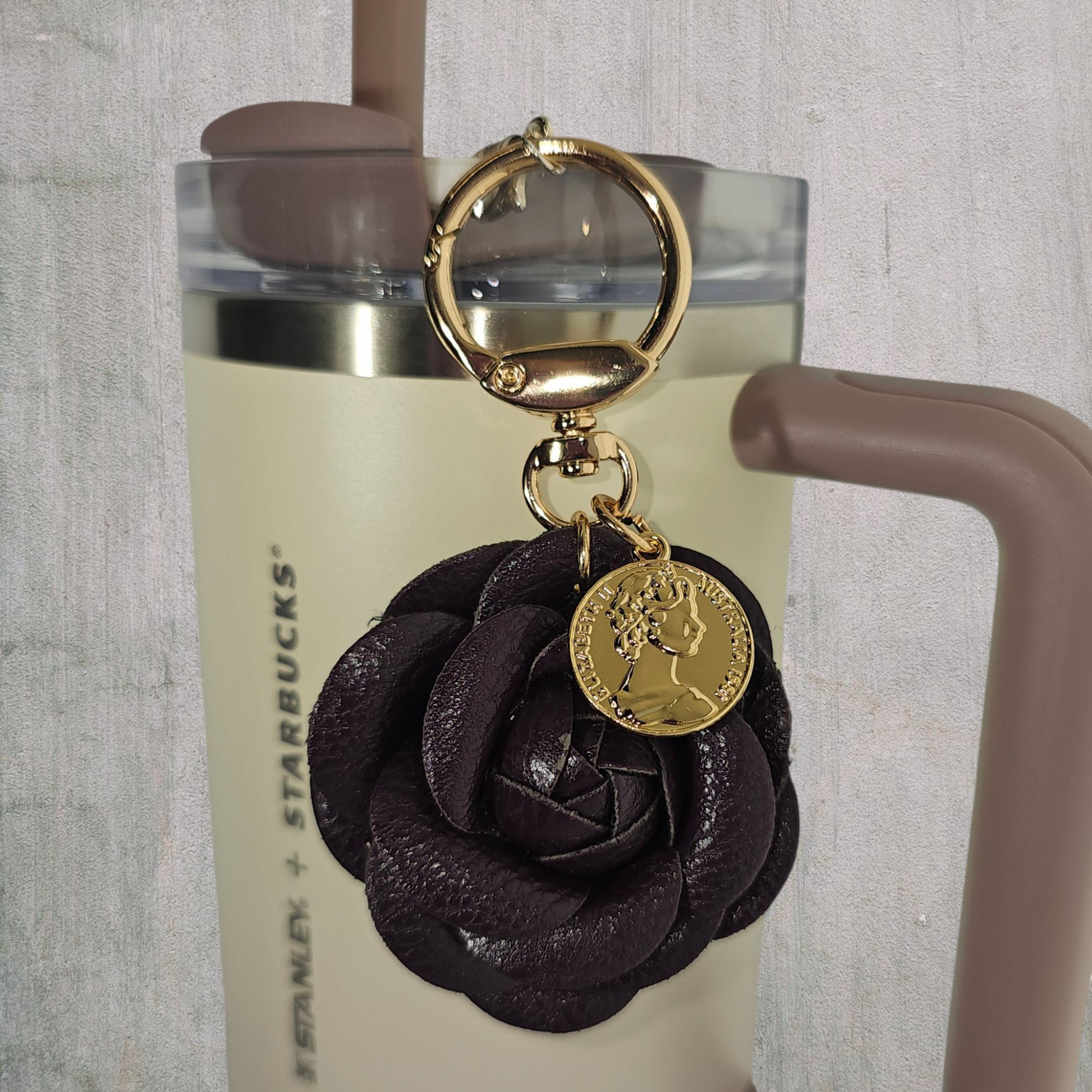 Luxury plum Purple Camelia flower with gold swivel keyring tumbler straw charm. 