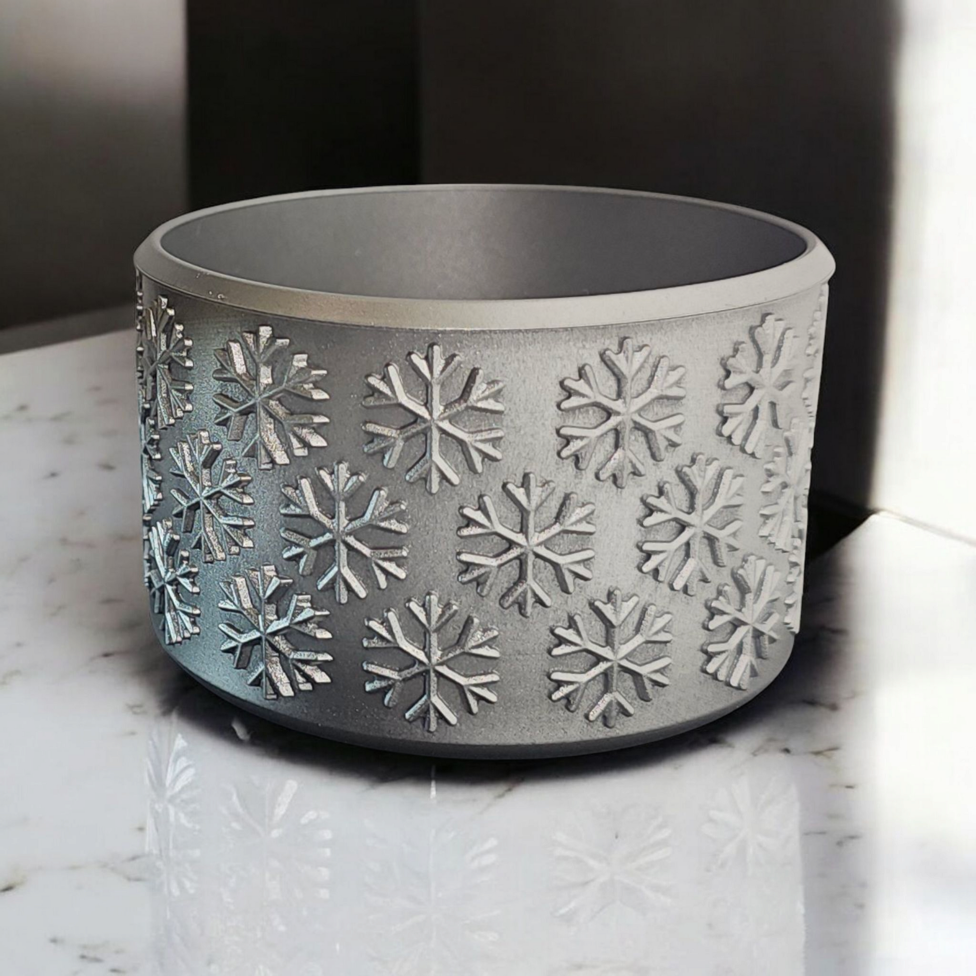 Silver Pearlescent Snowflake Textured Tumbler Silicone Boot. Fits 20oz-40oz Tumblers by Southern Creative Glamour 