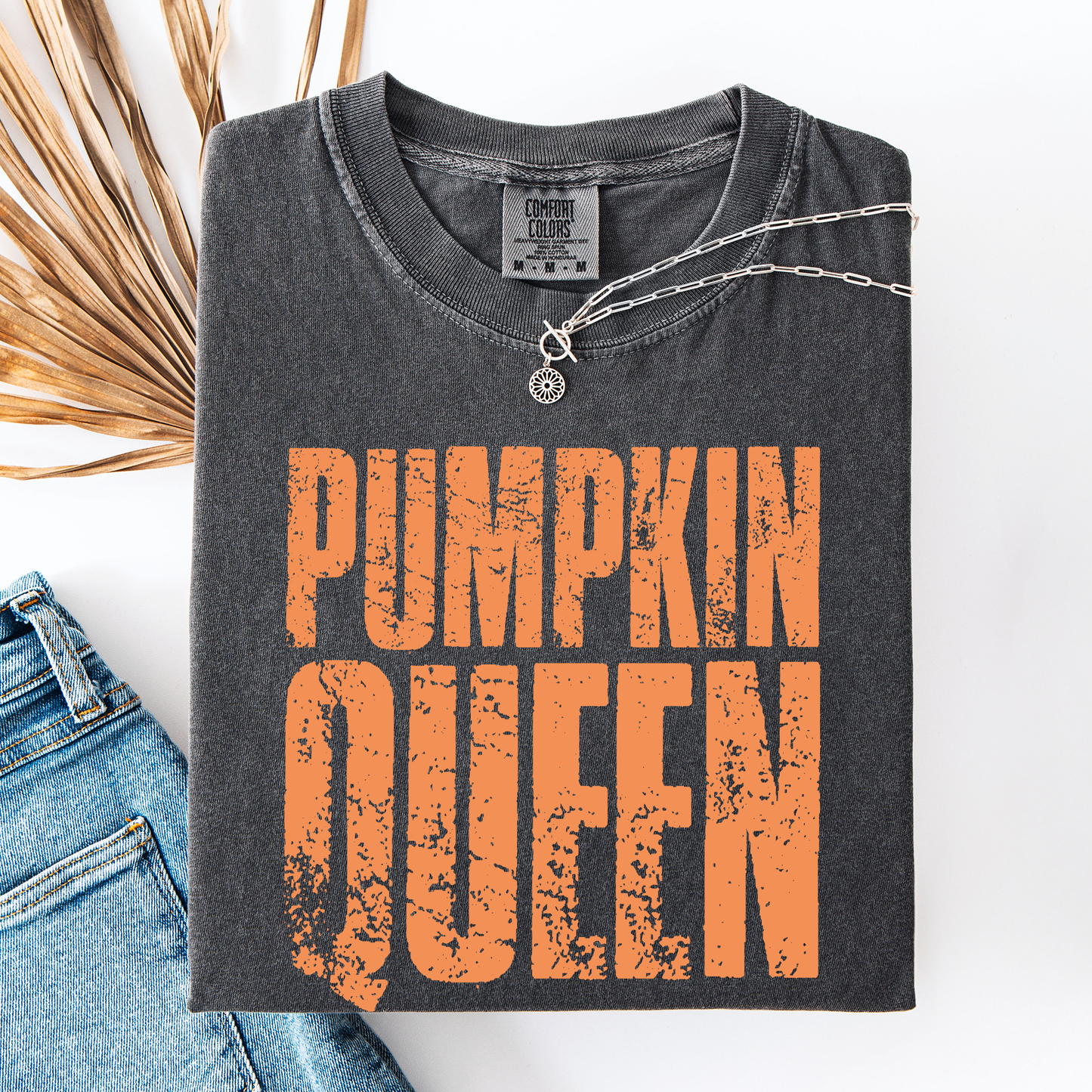 Charcoal Gray Pumpkin Queen, Halloween, Autumn, Fall, Comfort Colors T-Shirt