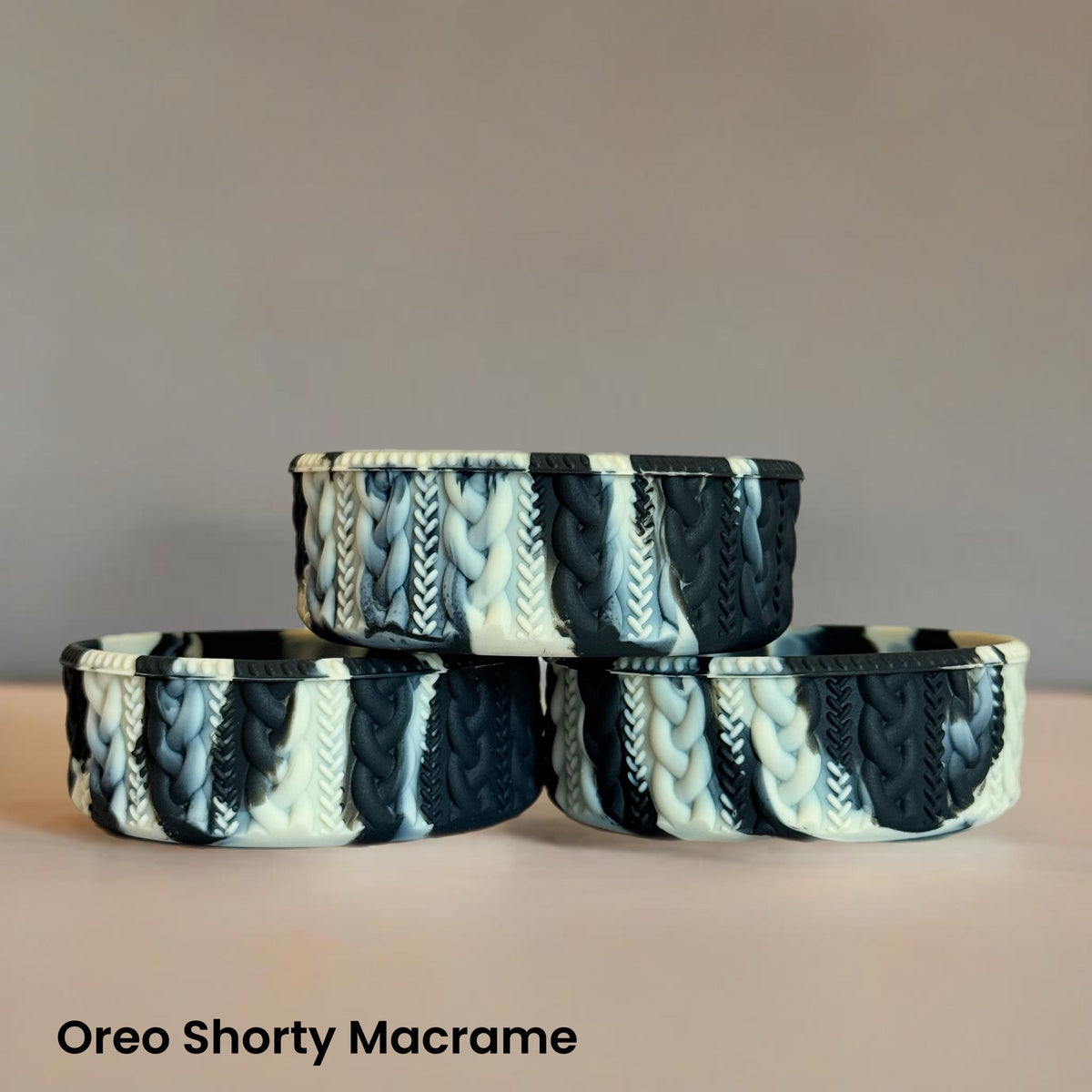 Oreo Shorty Macrame Silicone tumbler boot 