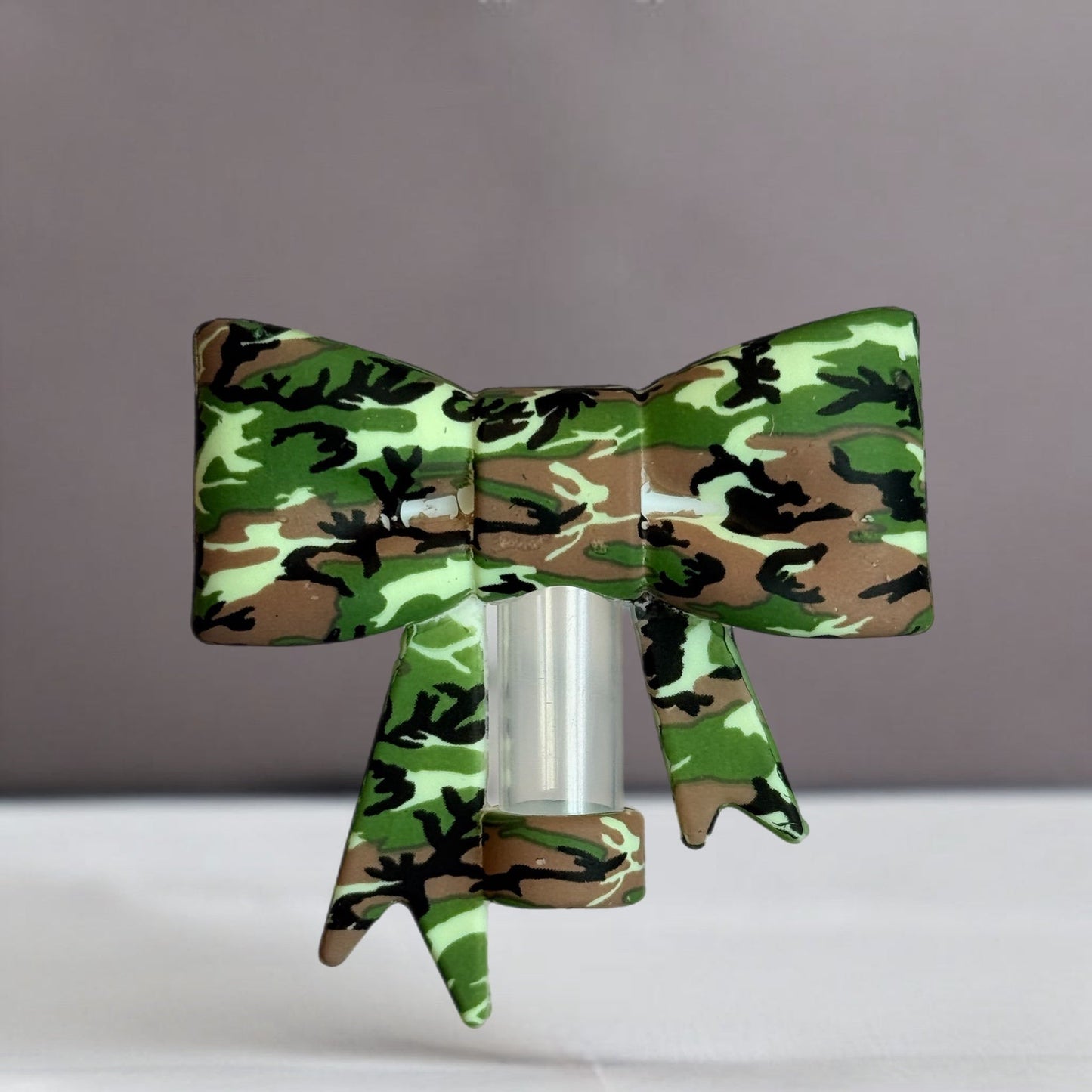 Camo 3D Bow Silicone Straw Topper | Fits 10mm Straws 