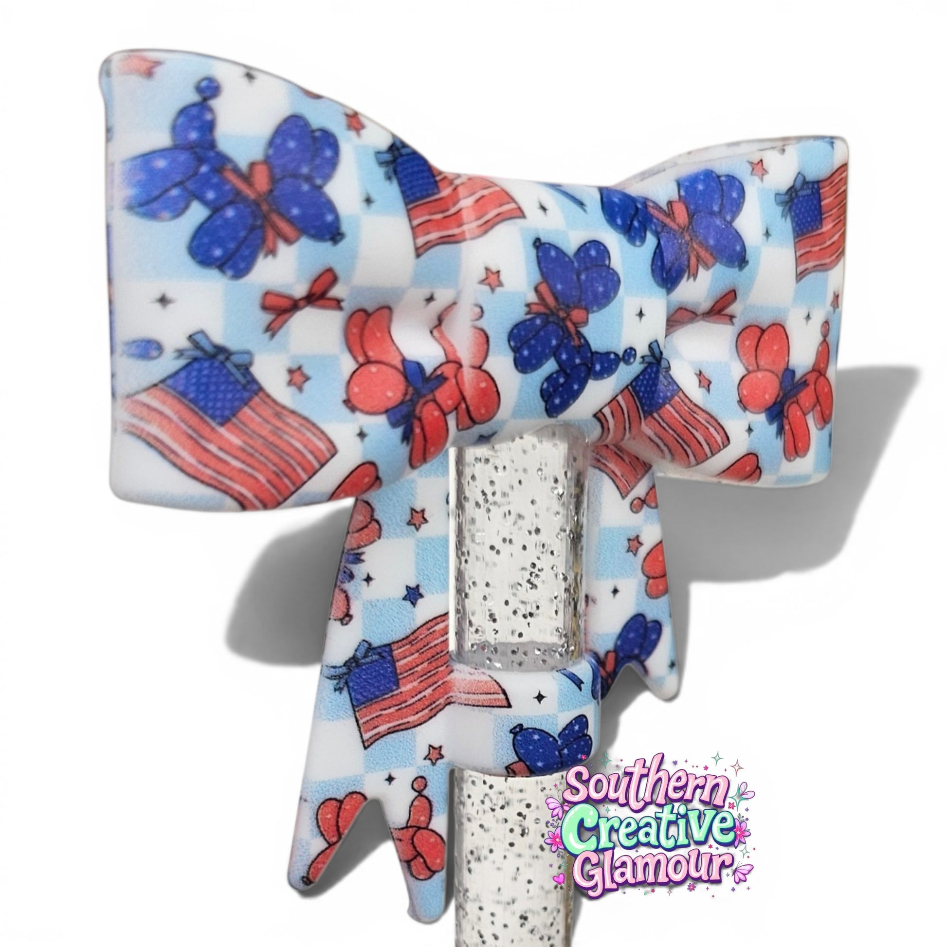 Patriotic balloon dog bow straw topper with American flags and red, white, and blue balloon dogs. Fits 10mm reusable straws for festive summer drinkware.