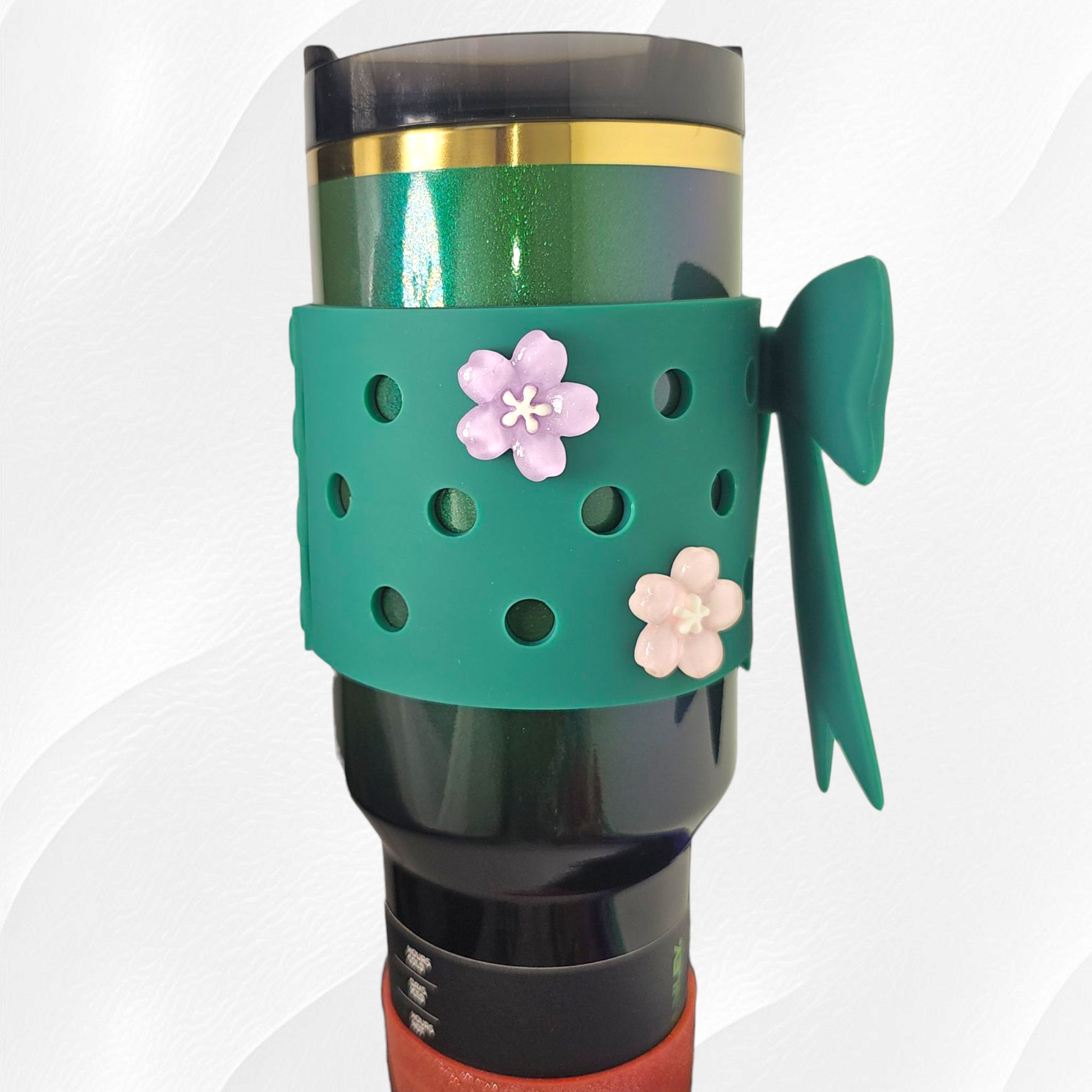 Green Jumbo Princess Bow Cup Silicone Sleeve. 