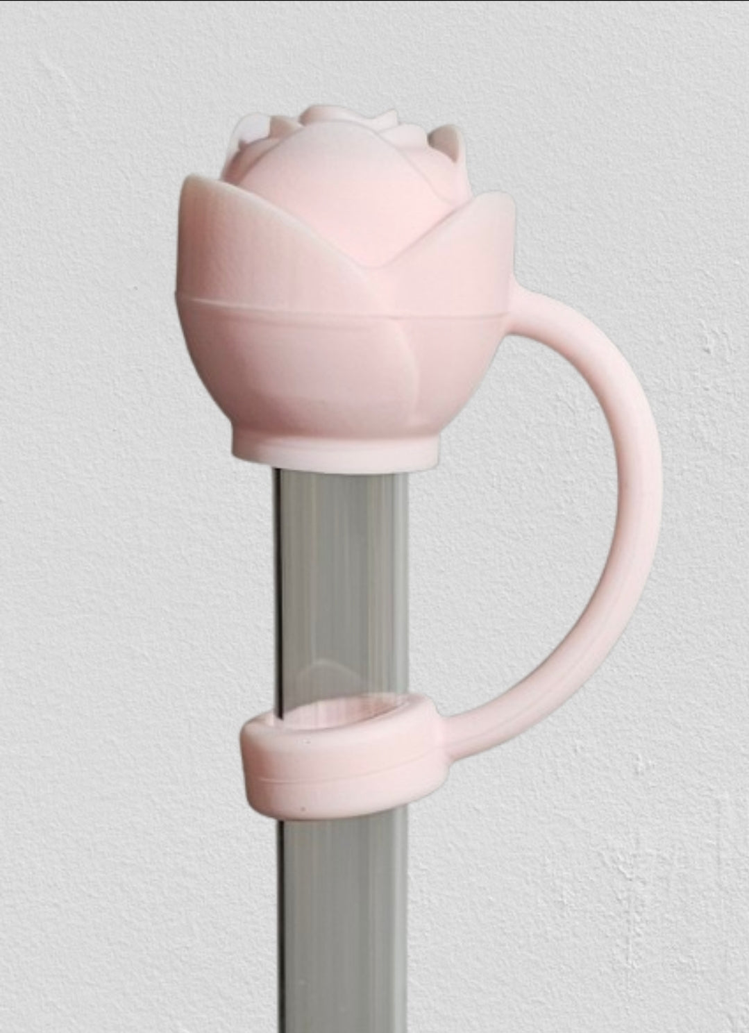 Shades of pink Rose Bouquet 3D Silicone Straw Toppers  - Straw Covers  - Set of 4