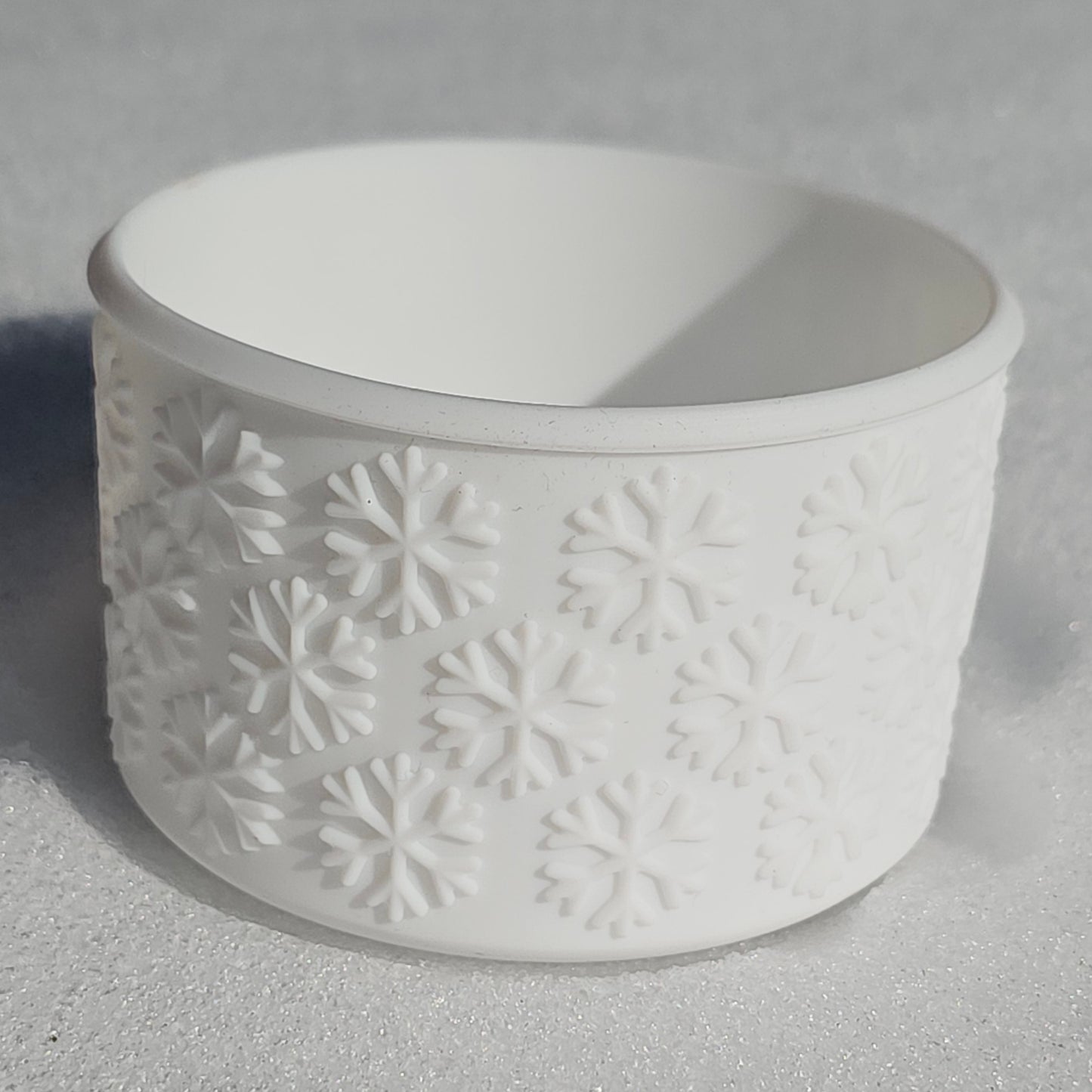 White Snowflake Textured Tumbler Silicone Boot