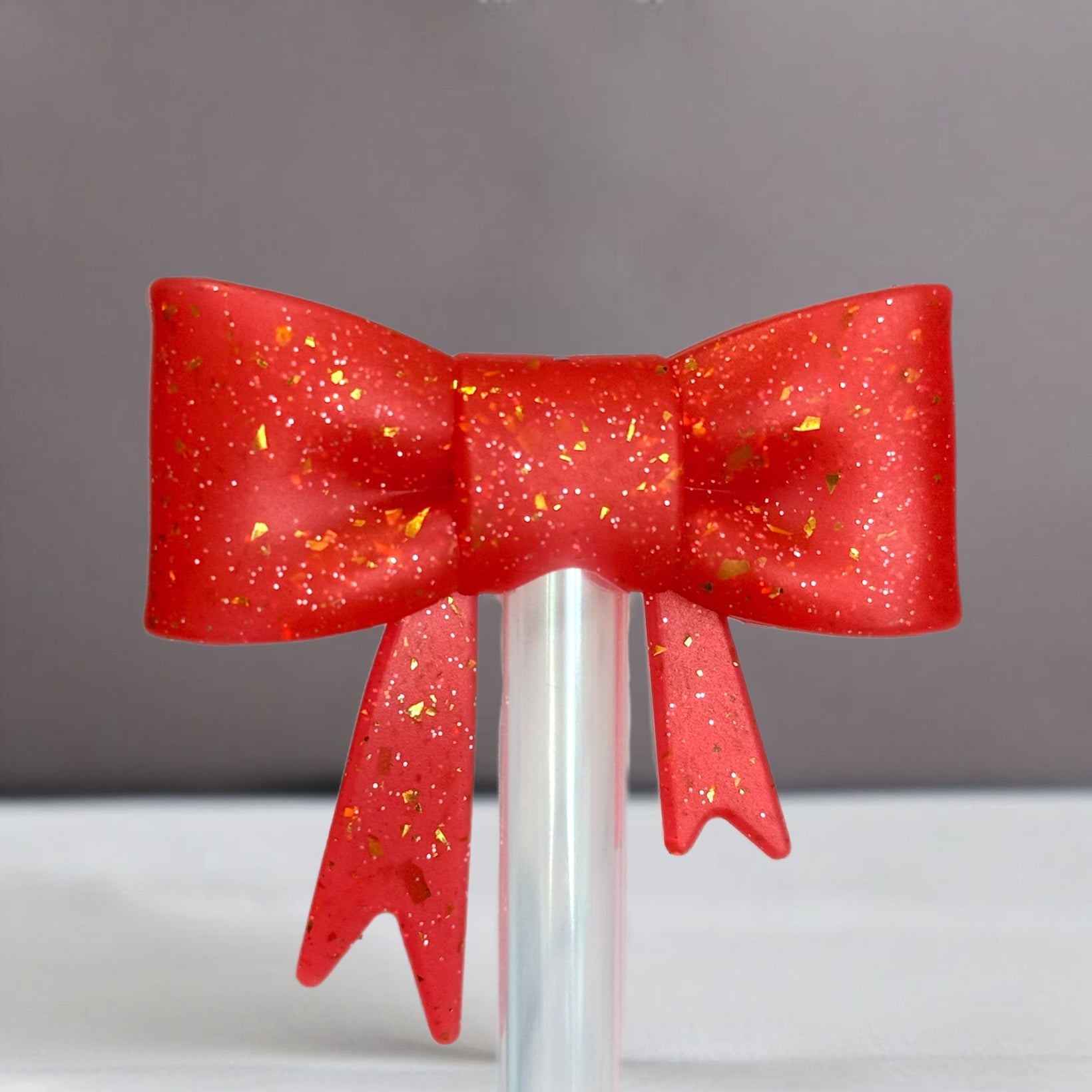 Scarlett Tinsel 3D Bow Silicone Straw Topper | Fits 10mm Straws 