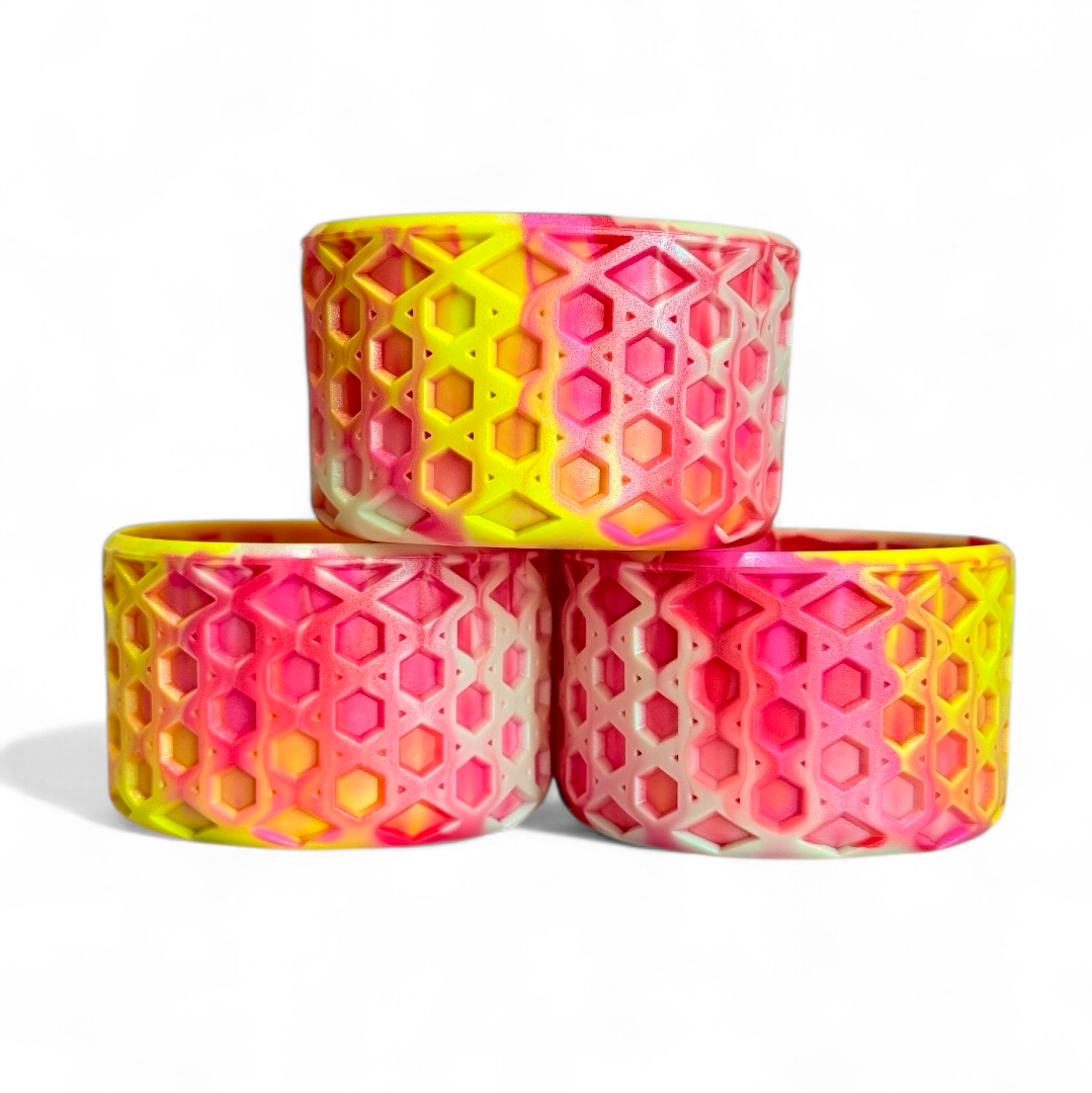 Strawberry Lemonade Shimmer Waffle Silicone Tumbler Boot | Fits 20-40oz Tumblers 