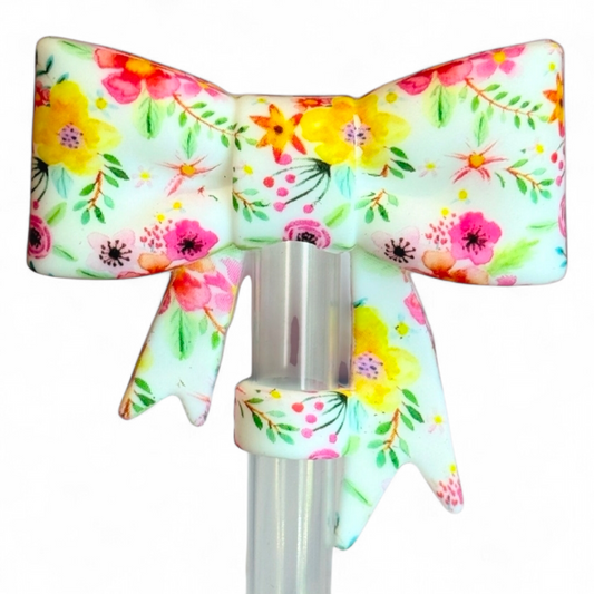 Summer Floral 3D Bow Silicone Straw Topper with colorful wildflowers. Fits most 10mm straws for Stanley, Simple Modern, HydroJug & more. Cute summer cup accessory.